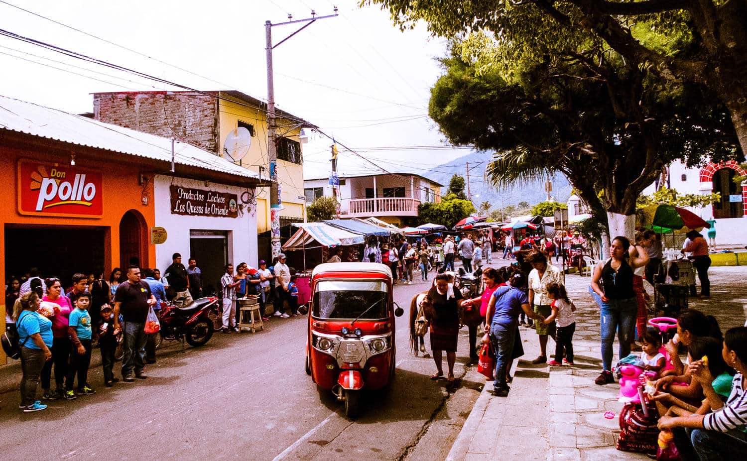 Ruta de las Flores, El Salvador: Market in Juayúa