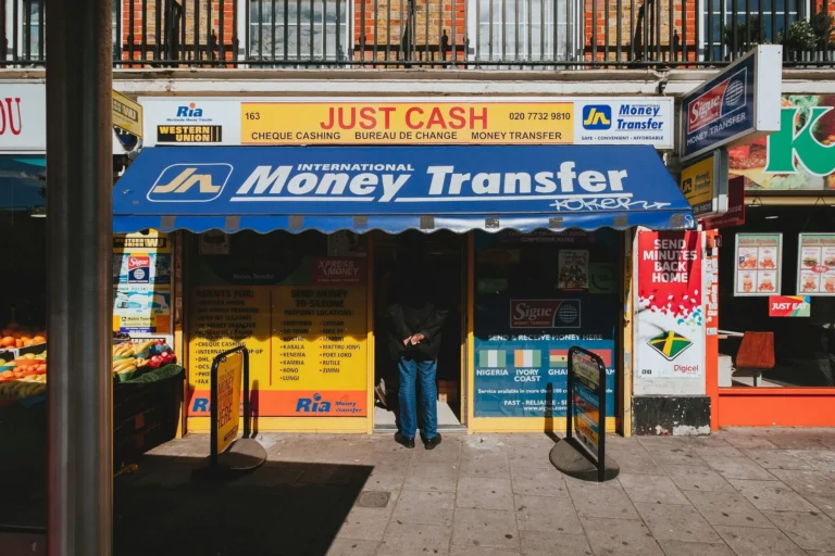 Kein Geld im Ausland? Meine Erfahrungen mit Western Union auf Reisen